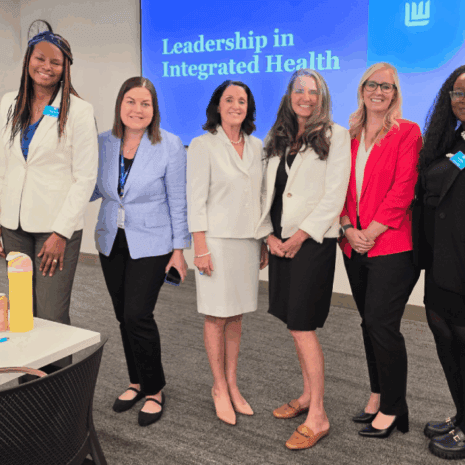 Faculty and students from The Chicago School pose for a group photograph at a Leadership America event.